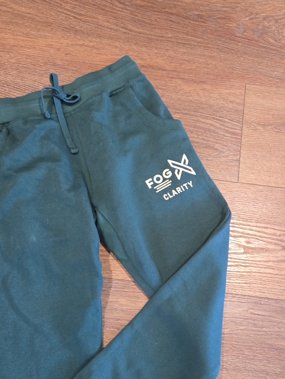 FOG CLARITY SWEATS... SIZE MED.   #8075 - Picture 2 of 5